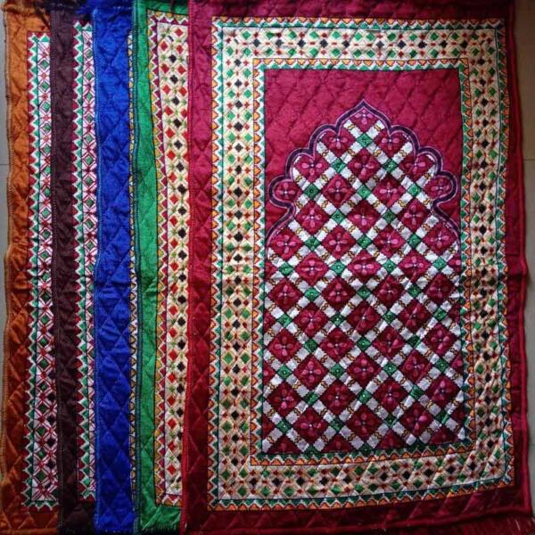 Carpets and Prayer Mats Manufacturers in India